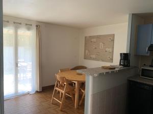 LOGIS HOTELS - Hotel et Restaurant L'Oceana : photos des chambres