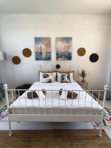 Spacious Beach House Theologos