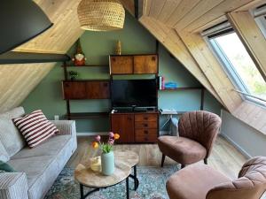 Gastenverblijf Boven De S l a g e r i j