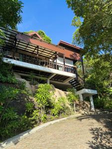 Ocean View Mini-Villa