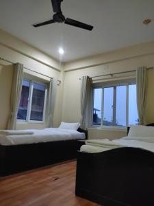 Jay sambhoo pumdikot lodge restaurant and cafe