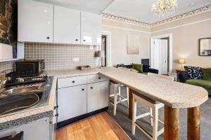 Stunning 1Bedroom Central Apartment