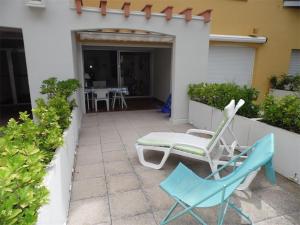 Grand F2 40 m2 Centre Port, Loggia 5m2, Vue jardin, Belle Terrasse, Parking privé