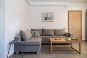 Central Lumiere Heraklion Apt w Parking