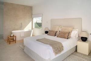 Villas Elements by Alondra