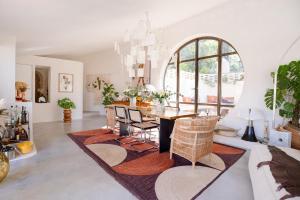 Villas Villa d-Artiste en pleine pinede a 10 min d-Aix : photos des chambres