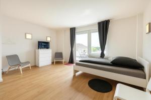 VAZ Apartments Freiheit 1 für Monteure und Fachkräfte, Küche, Balkon, TV, WLAN, Parkplatz, Autobahnähe