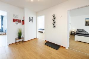 VAZ Apartments Freiheit 1 für Monteure und Fachkräfte, Küche, Balkon, TV, WLAN, Parkplatz, Autobahnähe