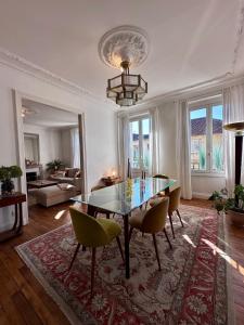 Appartements Casa Jaures - T4 style haussmannien - Proche gare - Place de parking : photos des chambres