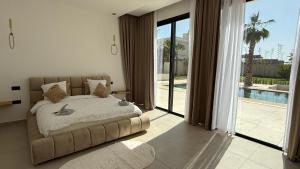 Villa Enja - Swimming pool - 4 BR BA - Wi-Fi - Parking