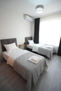 50 steps to tram,central and stylish