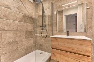 2 minutes from La Défense - Ideal for 6 Guests