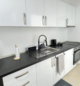 Cozy One Bedroom Apartment with Sea View at Shengjin