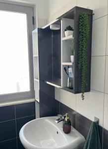 Cozy One Bedroom Apartment with Sea View at Shengjin