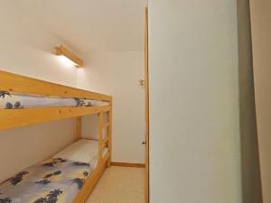 Appartements Appart. 2 pieces, 6 couchages, terrasse, garage, Le Grand-Bornand - FR-1-241-27 : photos des chambres