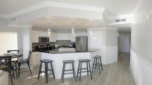 Calypso 1-1709 by Emerald Coast Retreats