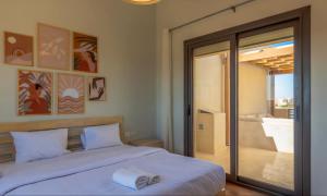Shedwan El Gouna - Pool and Lagoon View