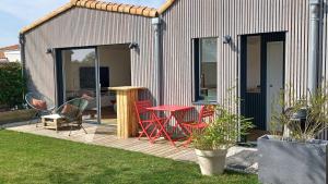Appartements Agreable dependance ! : Studio