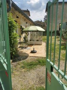 Maisons de vacances Proche Saint-Emilion, confortable gite renove avec terrasse - 2 personnes : photos des chambres