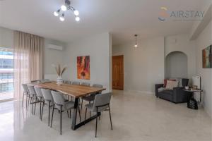 Jaax Apartment Airport by Airstay