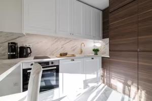 Sunlight Properties - Suze Modern City Studio