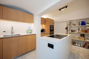 Veeve - The Maida Vale Garden Apartment