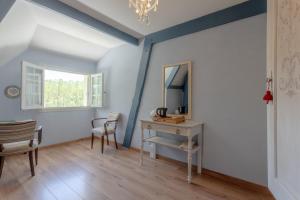 Maisons d'hotes Maison d-hotes, Calme et Piscine : photos des chambres