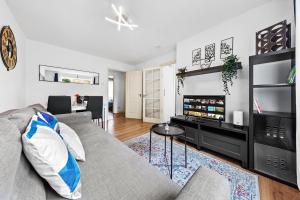 City centre flat near tower bridge