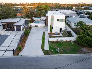 The Modern Sandbar Luxe Pool
