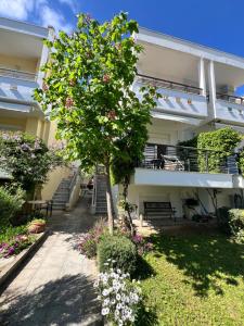 Nikiti Azzurro villa