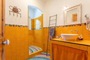 Maisons de vacances Mon Gite en Provence avec piscine : photos des chambres