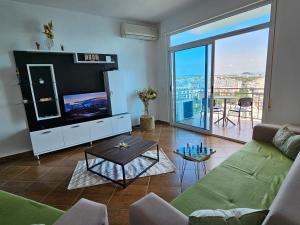 Appartment on the Beach with Sea view