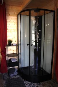 Chalet 3 en bois avec accès piscine