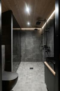 Spacious Apartment for 9 with Sauna