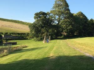 2 Bed Apartment with Shared Pool