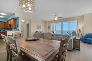 Sea Turtle Escape by Gulf Coast Getaways