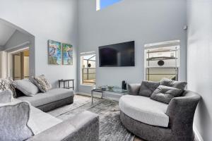 Fantastic 5BR Themed Pool Home Near Disney World