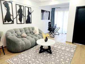 Luxury Condo with rooftop Swimming pool and Gym in Westlands