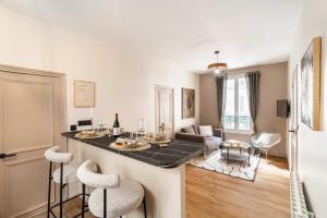 Family Apartment in Paris