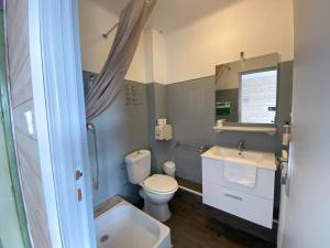 Hotels Hotel L'Oustalet : photos des chambres