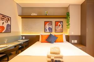 Easy Star - Lindo studio ao lado da Roque Petroni - UB01I