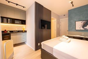 Easy Star - Lindo studio no coração do Brooklin - UG01I