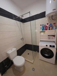 Modus Mare Gjiri i Lalzit