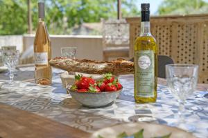 Maisons de vacances Le Montebello de Paradou : photos des chambres