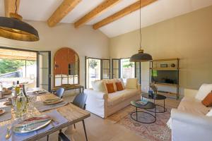 Maisons de vacances Le Montebello de Paradou : photos des chambres