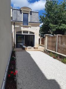 Maison de charme face au Canal