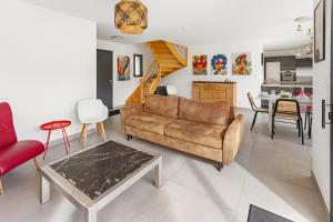Maisons de vacances La Grande Fouques - Calme & Confortable : photos des chambres
