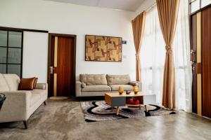 Villa RNB 2BR Cozy Home in Sunggal Medan for rent
