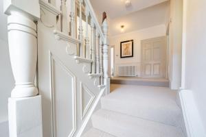 17 Market Place and The Vault