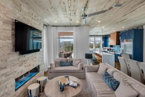 Tuscan Sun by Gulf Coast Getaways